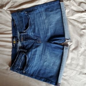Lucky brand the roll up shorts